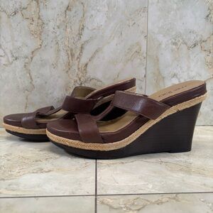 Women’s Me Too Brown Wedges with Espadrille Detail - Size 7.5